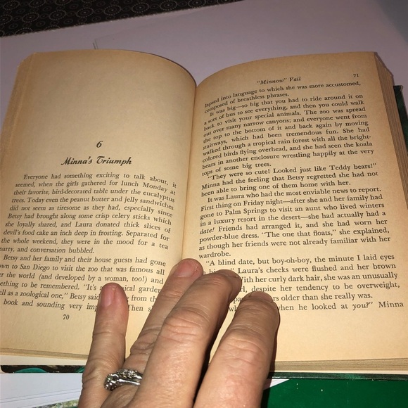 Minnow Vail" by Winifred E. Wise, published by Whitman Publishing in 1962. - Picture 5 of 6